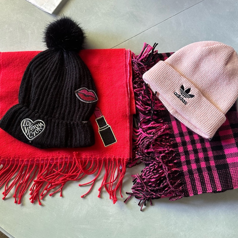 Victoria secret & H&M , Adidas set